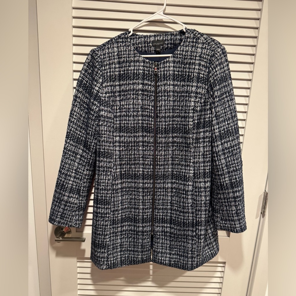 Ann Taylor Navy Blue Houndstooth Collarless Jacket NEW Size Large Zip Up Coat